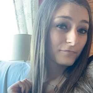 Meet your Posher, Brenna